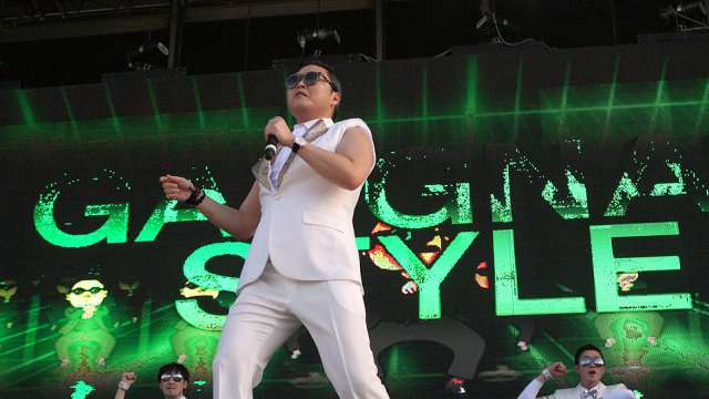 Gangnam Style (PSY)